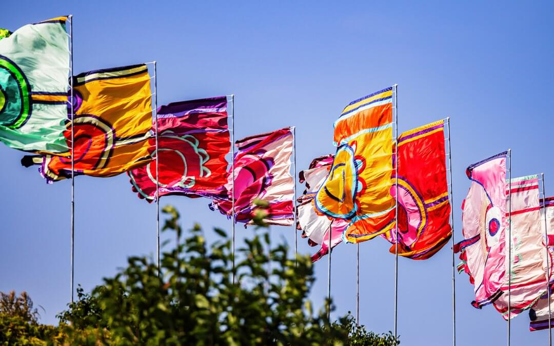 10 Ways To Use Festival Flags For Crowd Control and Navigation for Festival-Goers at Your Outdoor Events
